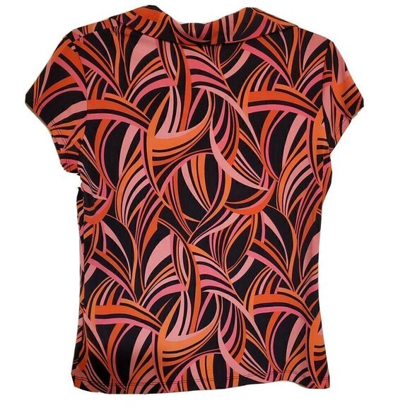 New York & Company Womens Top Size M Blouse Short Sleeve V-Neck Geometric Print - Picture 2 of 2